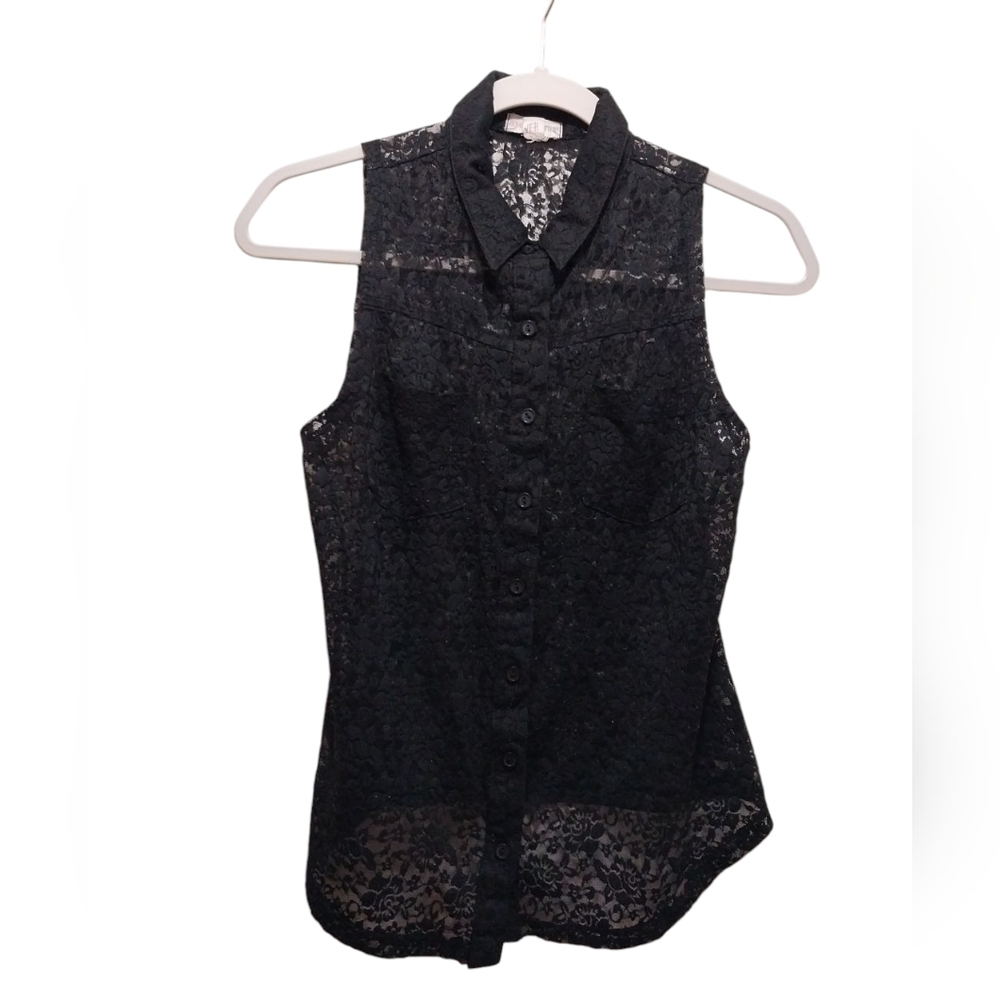Zenana outfitters lase tank top size small